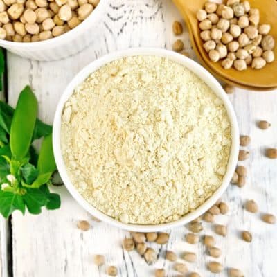 MagnaProteinMask™ 4 AdobeStock Pea Protein 139657179 scaled e1638290722516 600x599 1